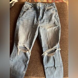 AE CURVY MOM JEAN